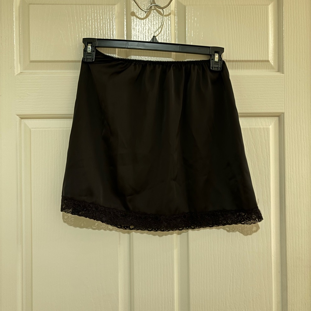 Black skirt